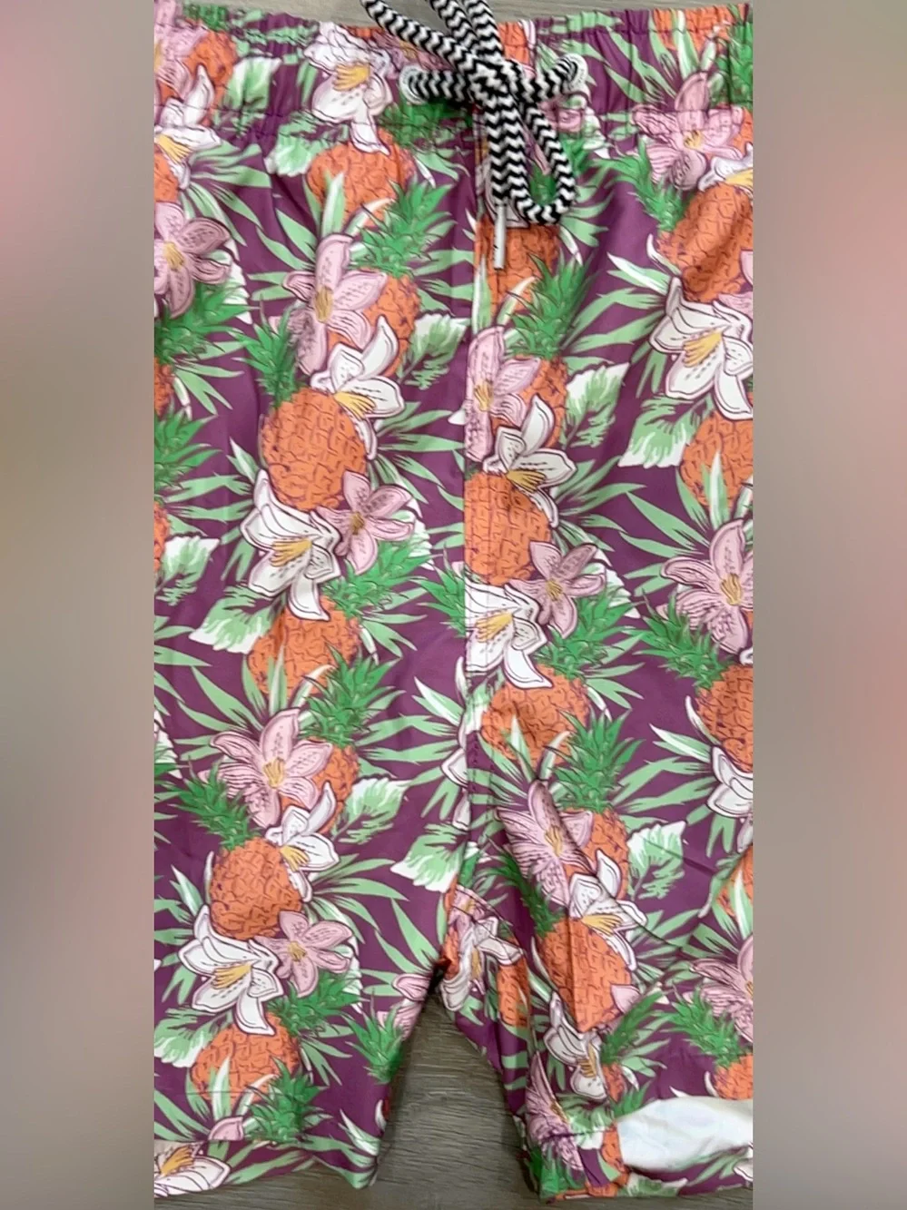 Boardies Apparel Mens Large NWT Purple Floral Pineapple Swim Trunks Shorts Lined